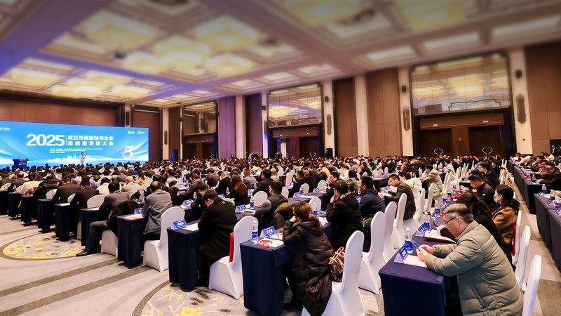 数据中心综合布线标准：构建稳定高效的信息基础设施